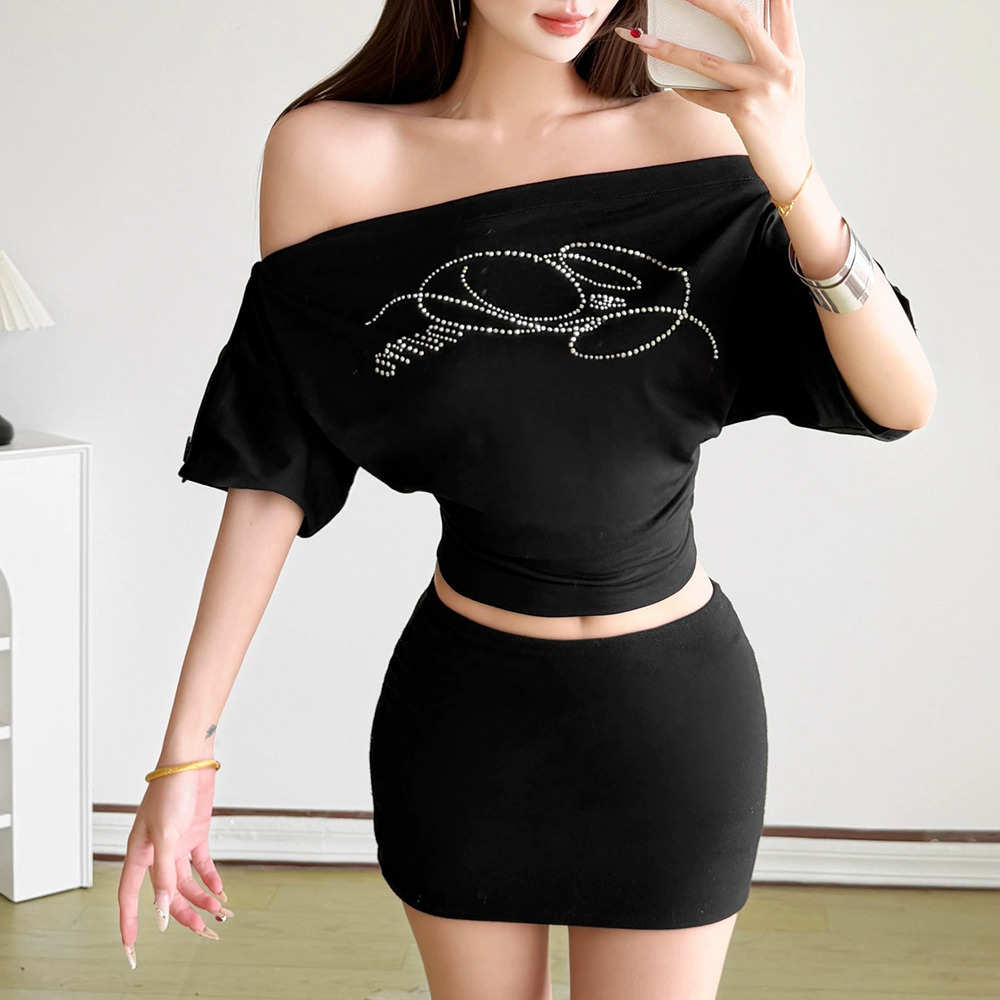 ZARA Boyfriend Style Summer Off Shoulder Rhinestone Print Cinched Waist Crop Top